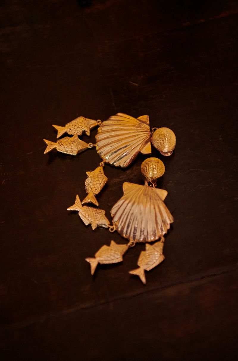 Delphine Shell- Electroplated Gold
